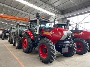 Развитие Китайских Тракторов в Сельском Хозяйстве и Индустрии