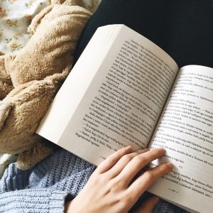 Эволюция и популярность жанра фэнтези о попаданцах