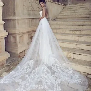 Шлейф свадебного платья как символ элегантности